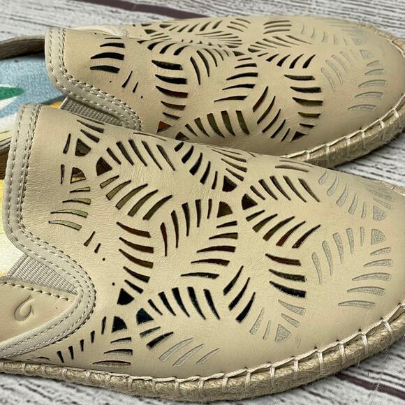 OluKai Cream Flats with Woven Detailing - Picture 13 of 13